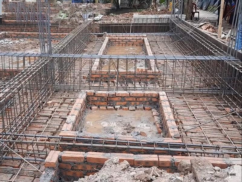 Bố trí thép đài móng cọc lệch tâm